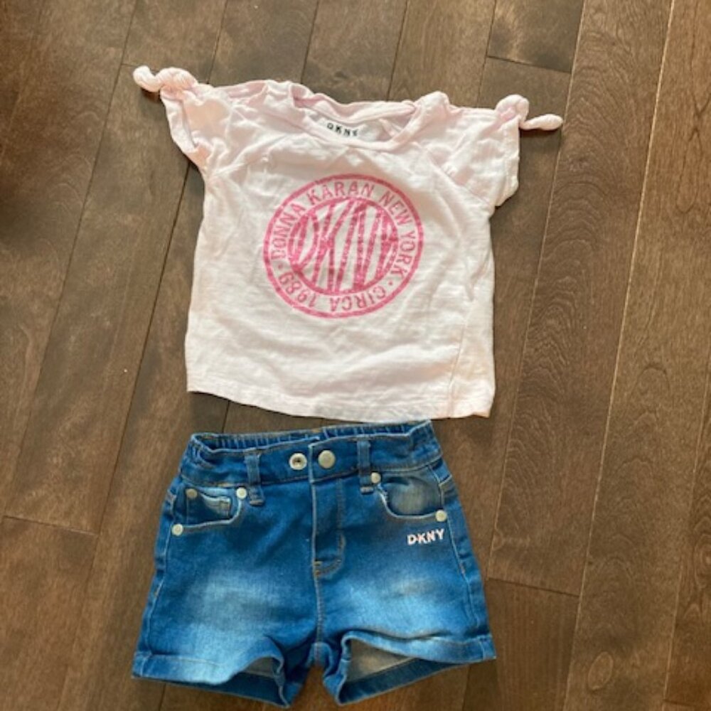 DKNY Set with pink top and jean shorts for girl 18M